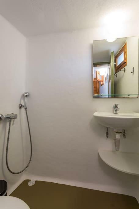 Alónnisos Casa Milos Stone Chalets מראה חיצוני תמונה